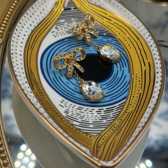 🆕 OSCAR DE LA RENTA 🧿 NWOT Sparkle & Dangling Bow Earrings - Picture 16 of 16